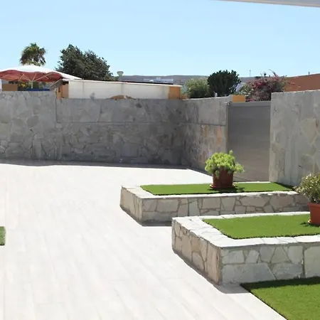 & Golf & Heated Saltwater Pool & Leisure & Wifi * Caleta De Fuste