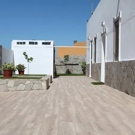 & Golf & Heated Saltwater Pool & Leisure & Wifi
