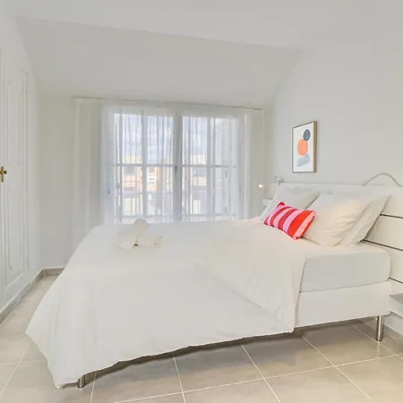 White Deluxe Caleta By Sea There Fuerteventura Apartment