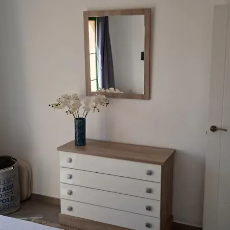 Apartment Inviting 1-bed On Castillo Mar