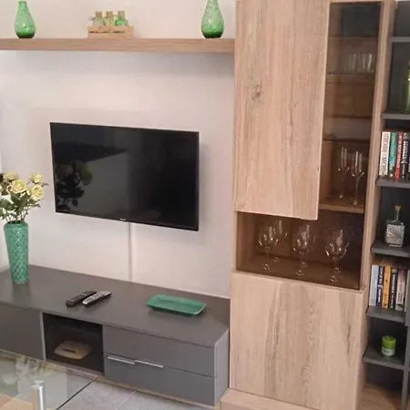 Inviting 1-bed On Castillo Mar Apartment