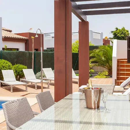 Villa Esmeralda 25 Golf Private Pool By Holidays Caleta De Fuste
