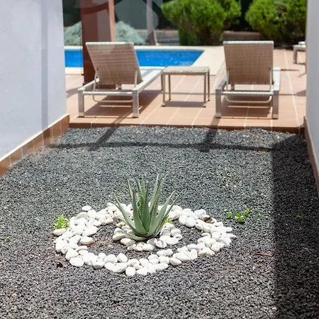 Esmeralda 25 Golf Private Pool By Holidays Caleta De Fuste