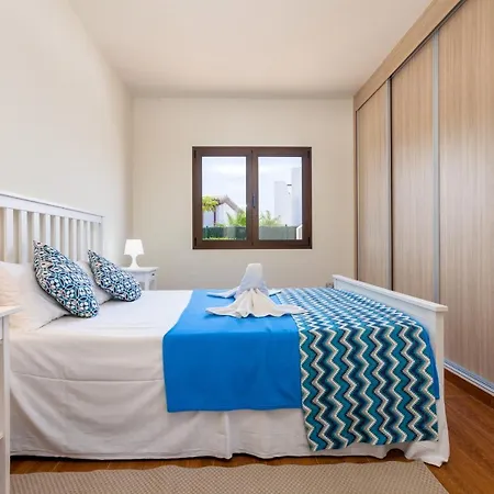 Esmeralda 25 Golf Private Pool By Holidays Villa Caleta De Fuste