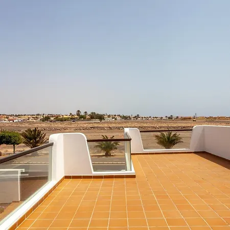 Esmeralda 25 Golf Private Pool By Holidays Villa Caleta De Fuste