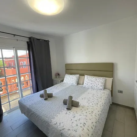 Gustamar 12 Apartamento
