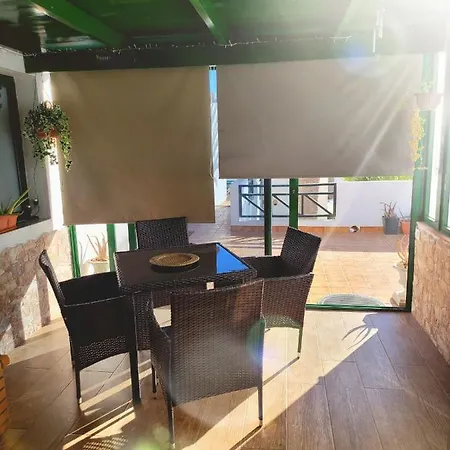 Rosy Puerta Del Sol Apartment *