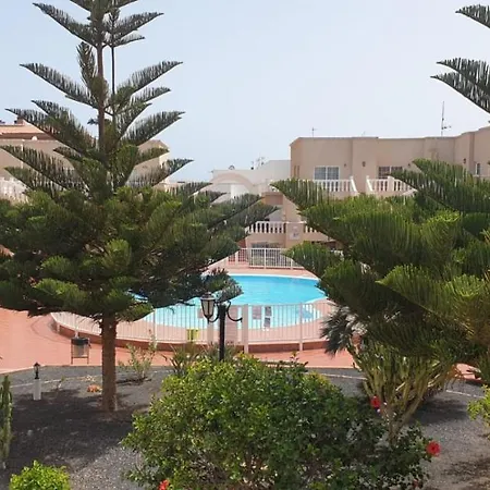 Caleta Apartment *
