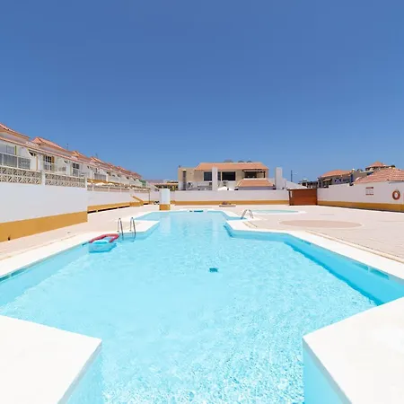Apartamento Con Piscina Cerca De Playa Del Castillo * Caleta De Fuste