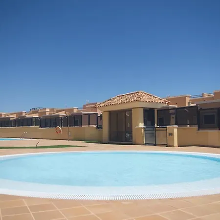 Miramar Stunning Sea View - 2 Bedrooms, Wifi, Pool Holiday home *
