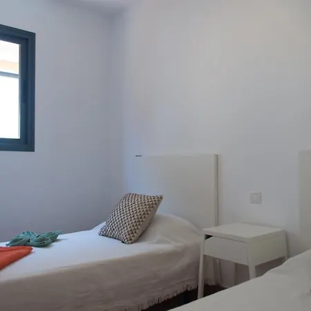 Miramar Stunning Sea View - 2 Bedrooms, Wifi, Pool Holiday home