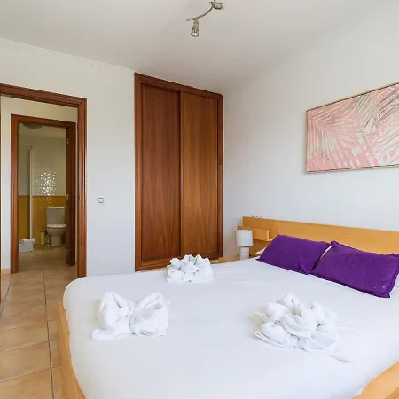 Homeforguest Con Piscina En Apartment
