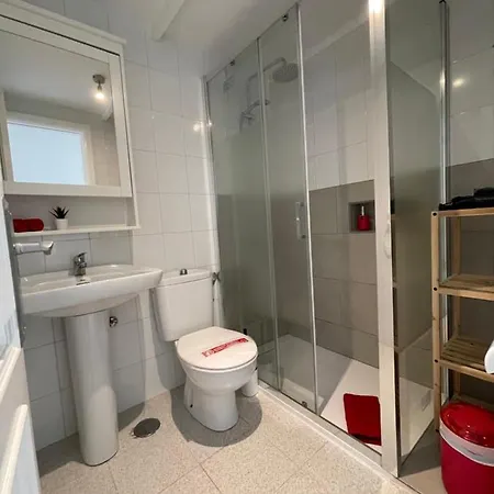 Apartment Gustamar 16 *