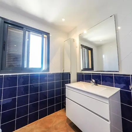 Miramar Stunning Sea View - 2 Bedrooms, Wifi, Pool Holiday home