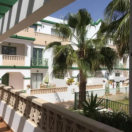 Apartment Luxury 1 Bed -sleeps4- On Exclusive La Gaudia Complex Caleta Fuste. *