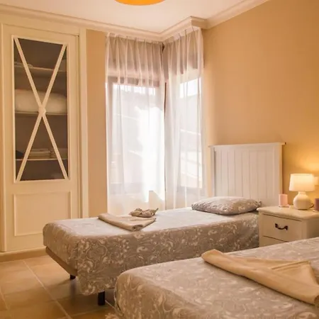 Luxurious With Amazing Sea View And Pool *