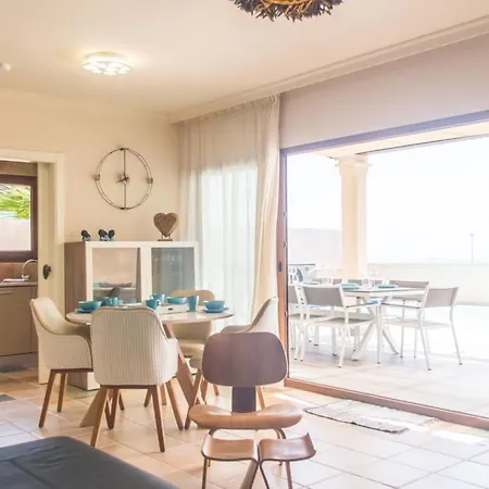 Villa Luxurious With Amazing Sea View And Pool