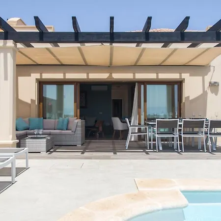 Luxurious With Amazing Sea View And Pool *
