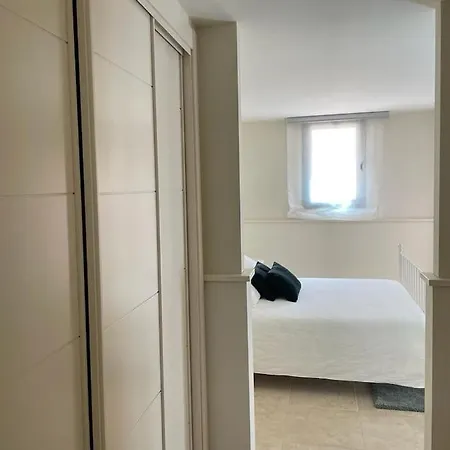 Vivienda Adosada En Castillo, Apartment *