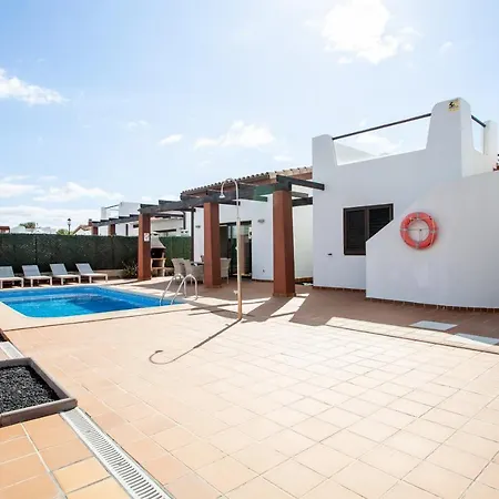 Perla 21 Golf Private Pool By Holidays Caleta De Fuste