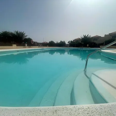Teresita Deluxe With Pool Apartment