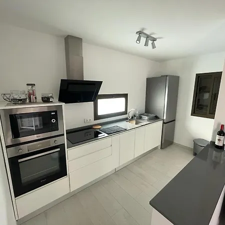 Teresita Deluxe With Pool Apartment *