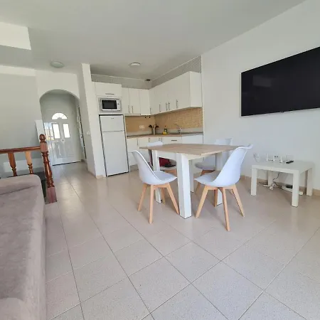 We Fuerteventura Apartment *