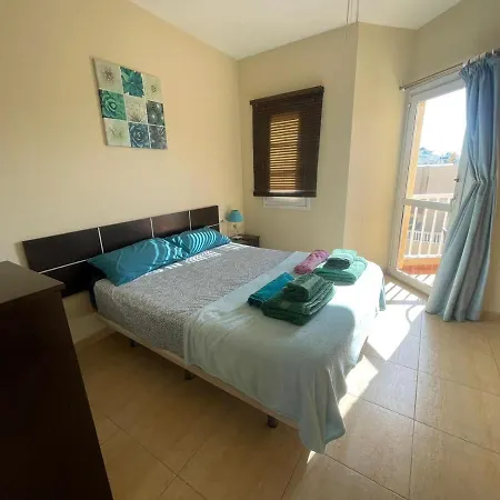 Mi Casa Su Casa *