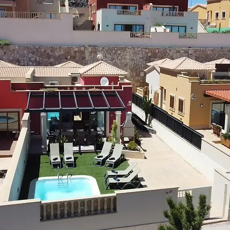 Mariposas Caleta Holiday home *