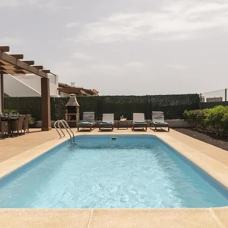 Villa Lightbooking Pueblo Majorero Piscina Climatizada Jove 10 Caleta De Fuste
