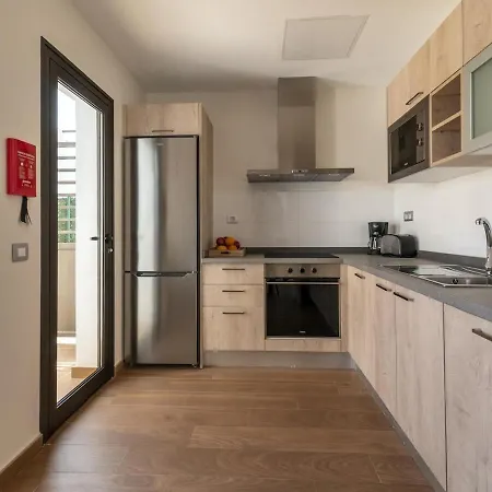 Villa Lightbooking Pueblo Majorero Piscina Climatizada Jove 10 *