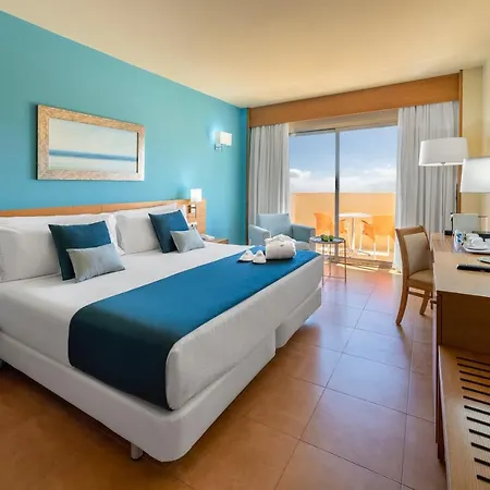 Elba Carlota & Convention Resort