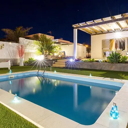 Amatista Salinas Golf & Villa *