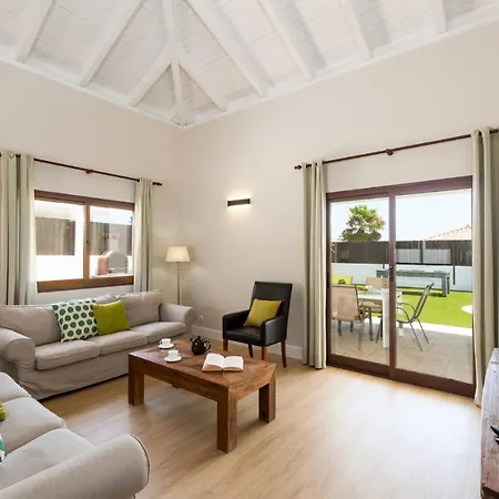 Caleta Heights By Plus *