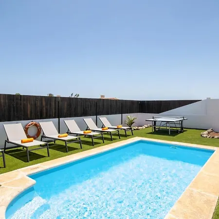 Caleta Heights By Plus *