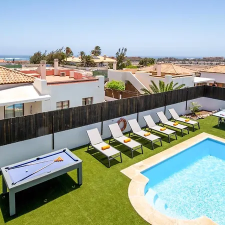Villa Caleta Heights By Plus *