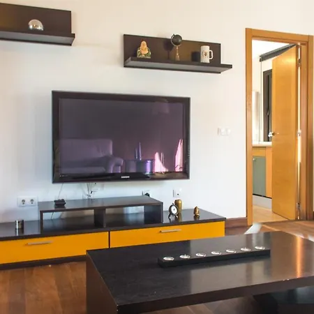 Villa La Marosca - Jacuzzi, Private Pool, 3 Bedrooms *