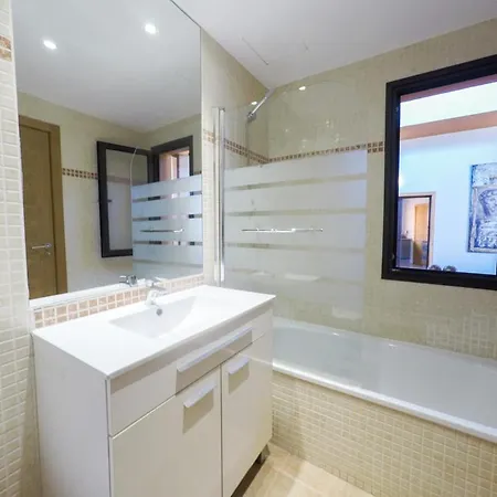 Villa La Marosca - Jacuzzi, Private Pool, 3 Bedrooms *