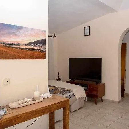 Villa Aurora Mari Your Dream Steps From The Ocean Shore