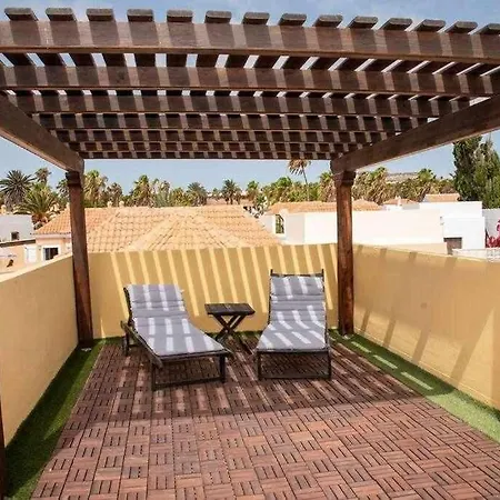 Aurora Mari Your Dream Steps From The Ocean Shore Villa