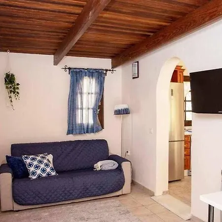 Aurora Mari Your Dream Steps From The Ocean Shore Villa