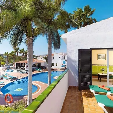 Hotel Puerto Caleta