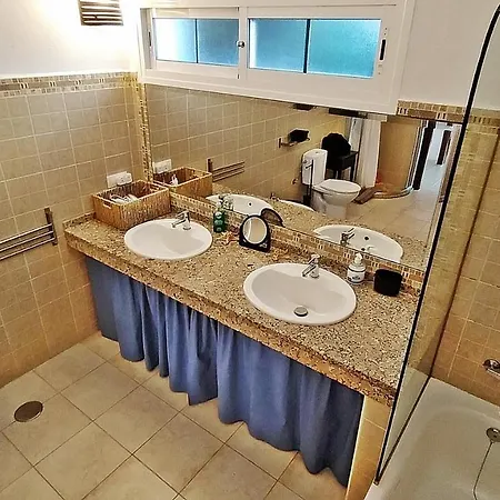 Caleta House Holiday home