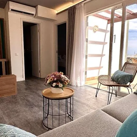 Hotel Caleta Dorada