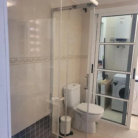 Funcional En Residencial Con Piscina En Inmejorable Ubicacion En Centro De La Isla * Caleta De Fuste