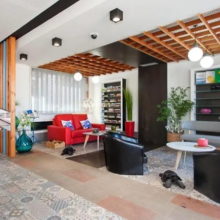 Poema De Liria Apartment *