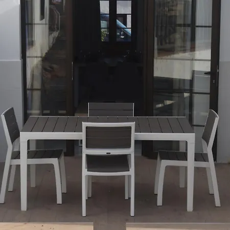 Drago, N4 Apartment *