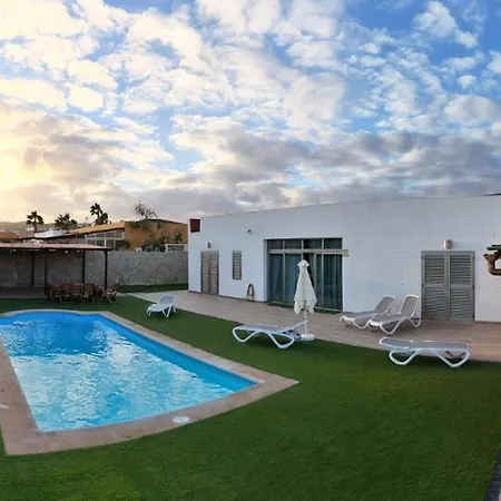 Villa & Golf & Heated Saltwater Pool & Leisure & Wifi *