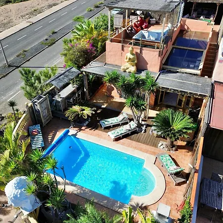 Zen Piscina Y Jacuzzi