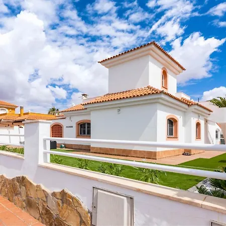 Primera Luxury House Villa *
